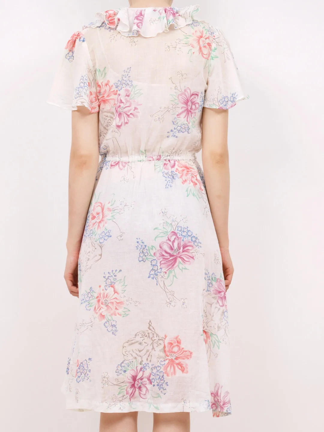 1970's ruffle neck floral dress