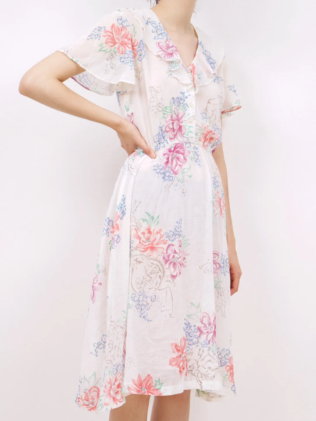1970's ruffle neck floral dress