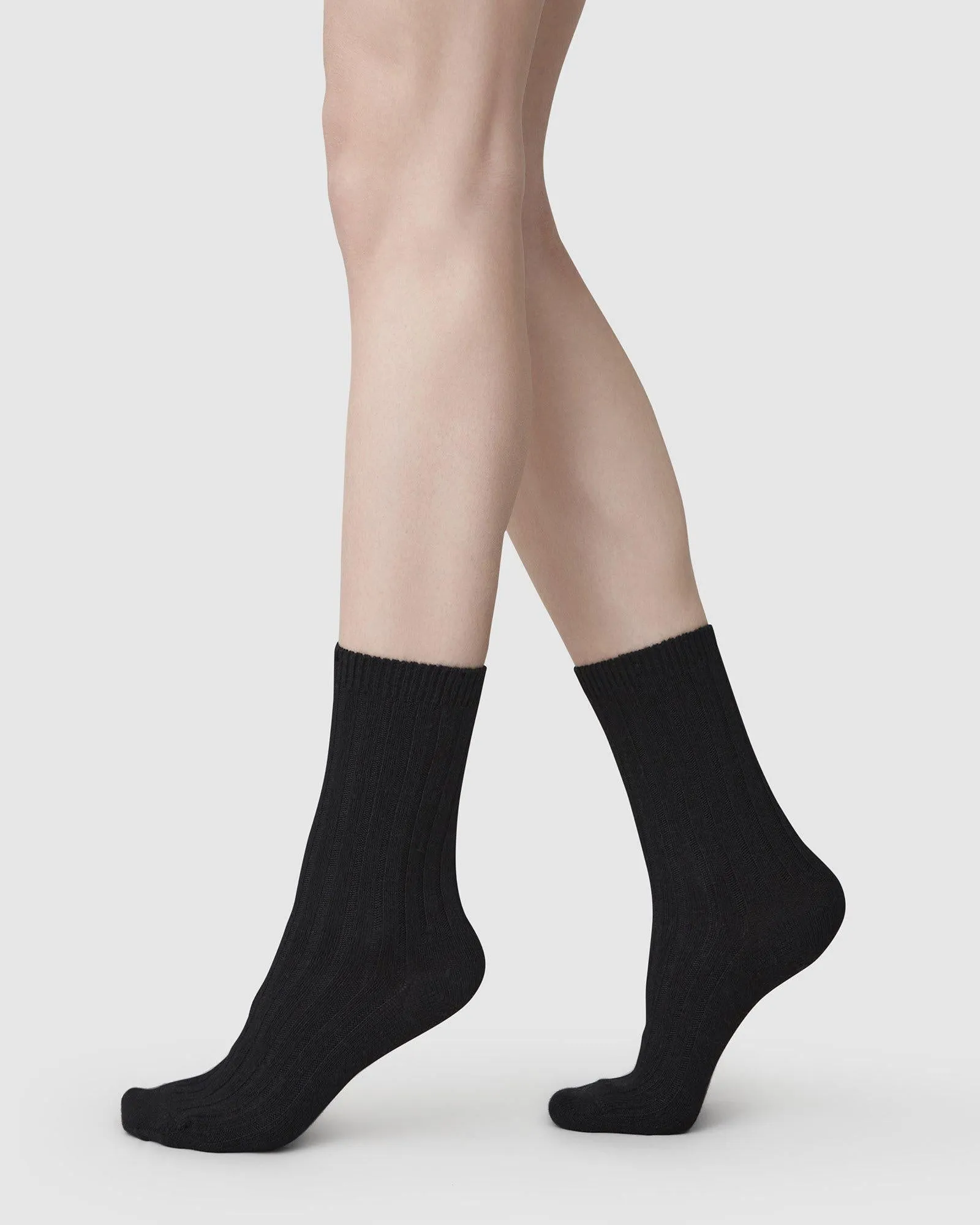 Bodil Chunky Wool Socks Black