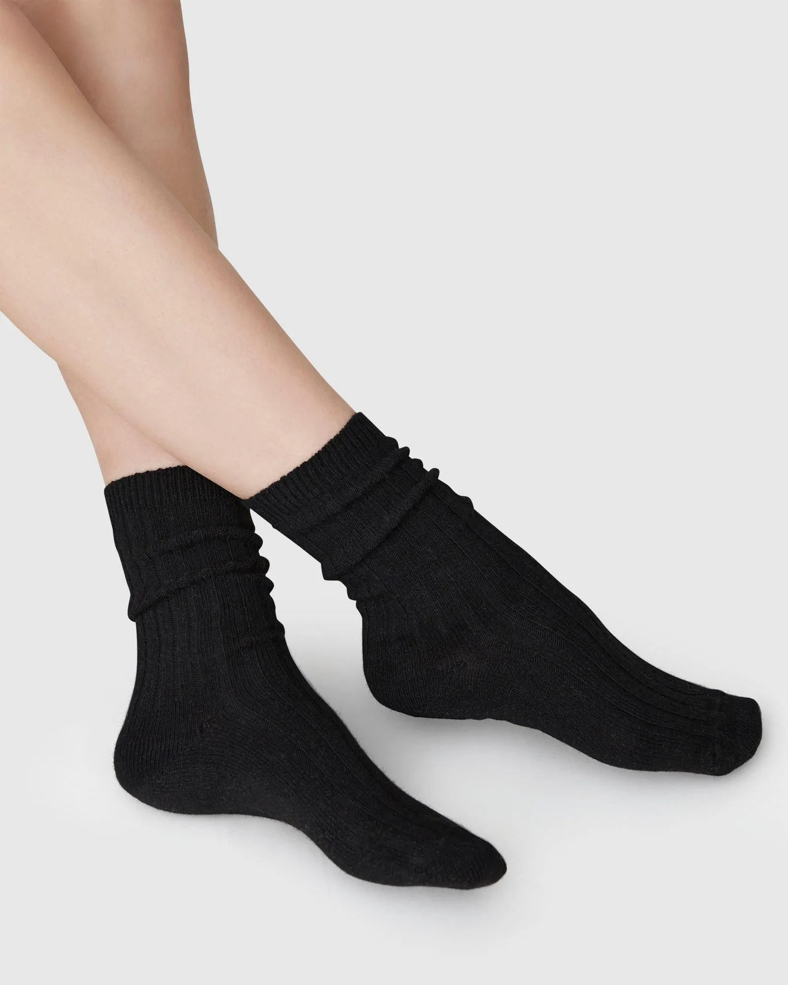 Bodil Chunky Wool Socks Black