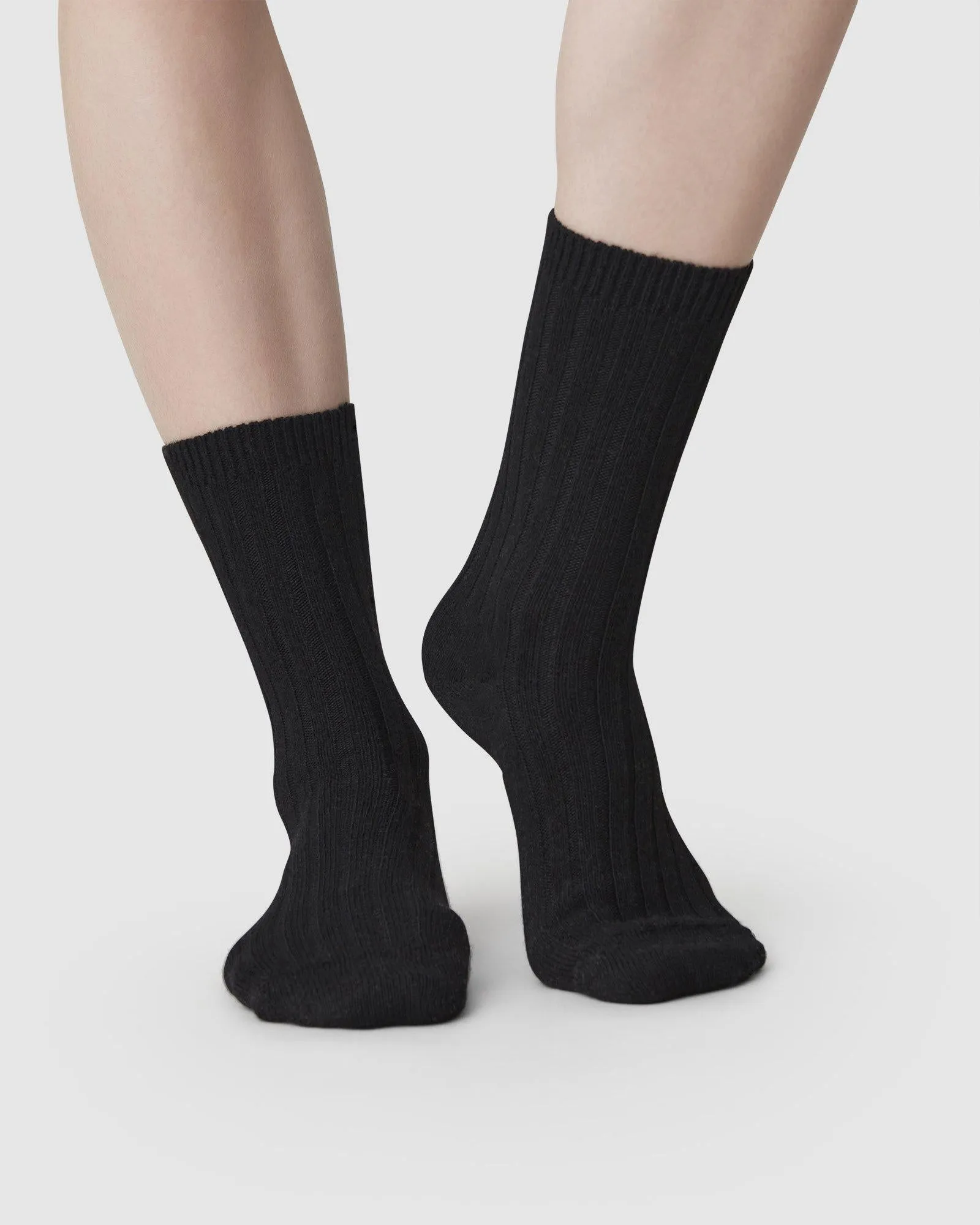 Bodil Chunky Wool Socks Black