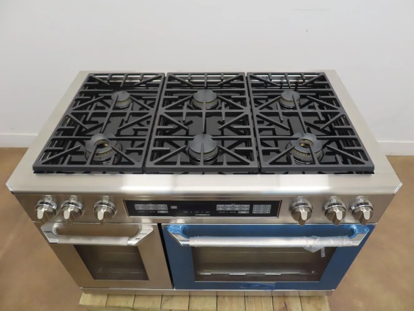 Dacor Renaissance ER48DSCHLP 48" 4.6 C.F 6 Burners Freestanding Dual Fuel Range