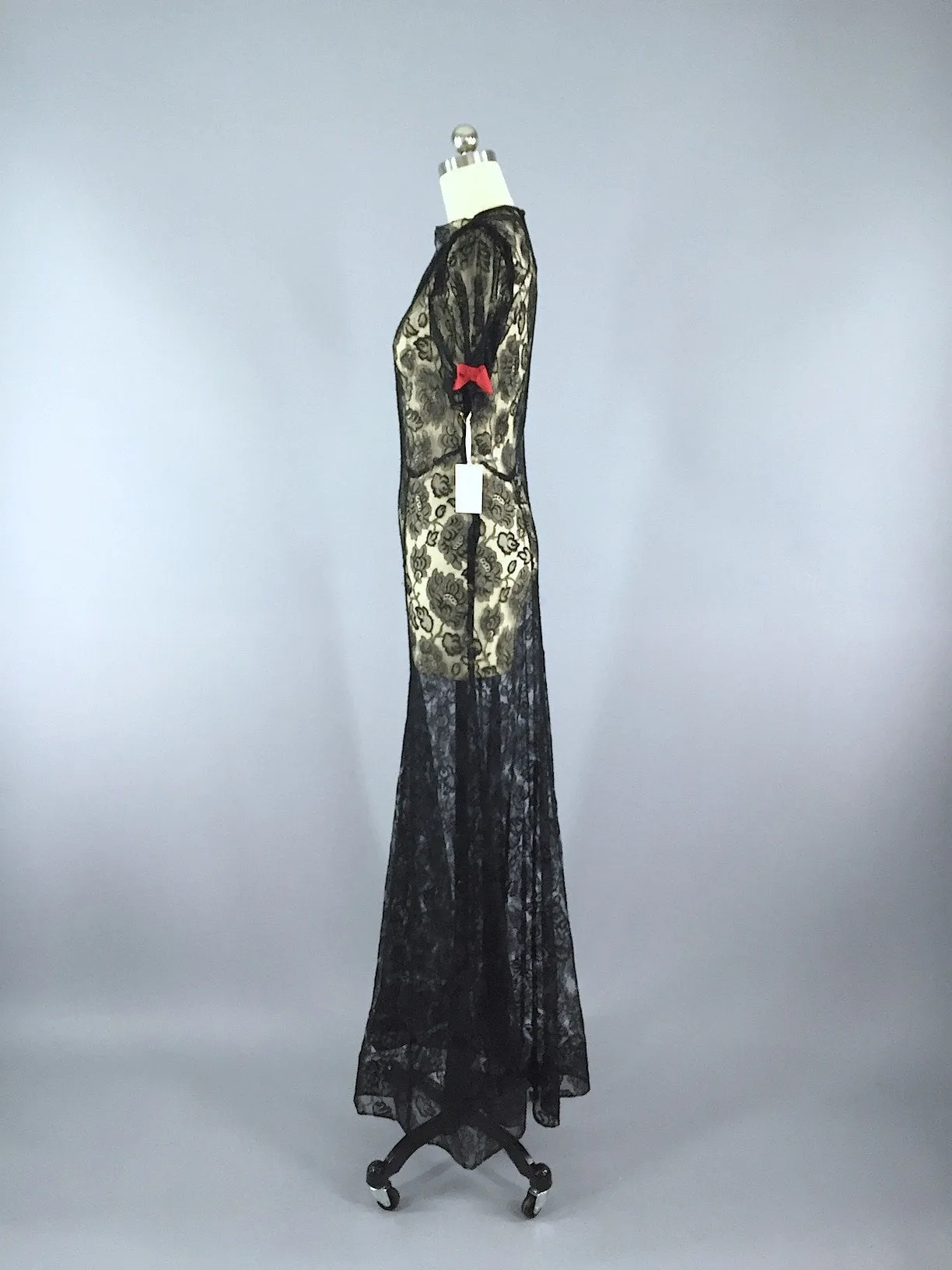 Vintage 1930s Maxi Dress / Black Lace